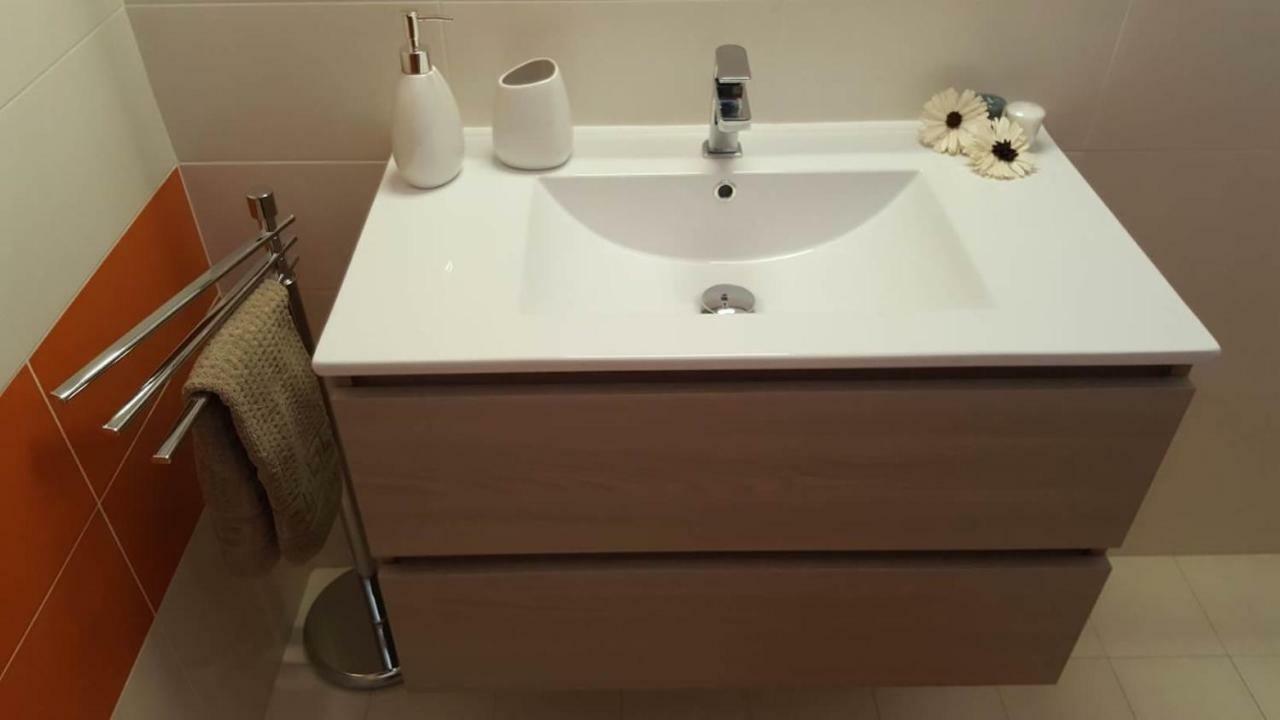 Giuly Home One Cabras Exterior foto